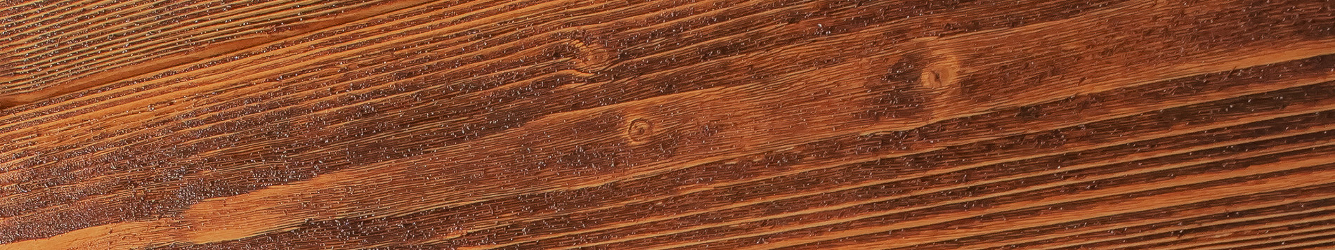 Holzlasuren und Holzfarben: Gut geschützt - faszinierend schön